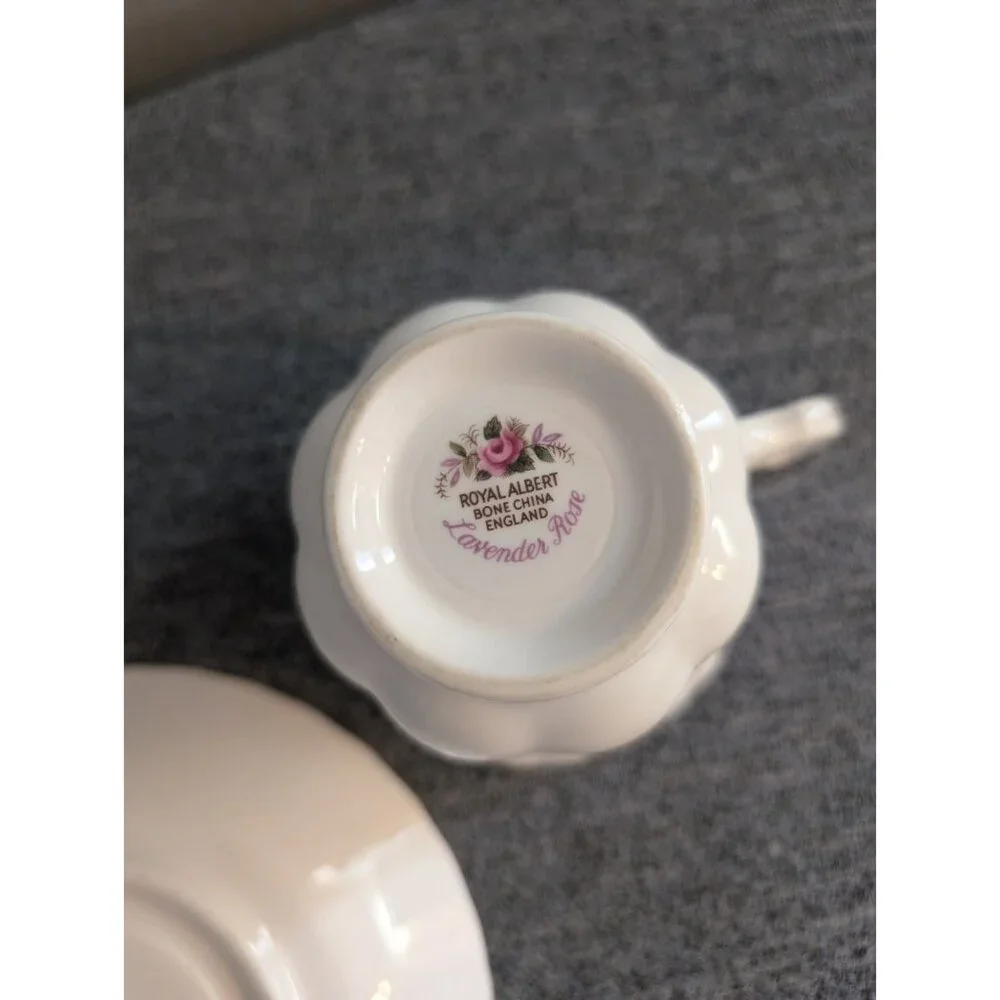 Royal Albert "Lavender Rose" Cup and Saucer Set - Picture 5 of 5